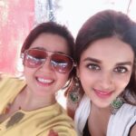 Charmy Kaur Instagram - While they work , we watch 😉😁😁😁 @ram_pothineni @purijagannadh @nidhhiagerwal #PCfilm #ismartshankar #goa #shoot @puriconnects Goa, India