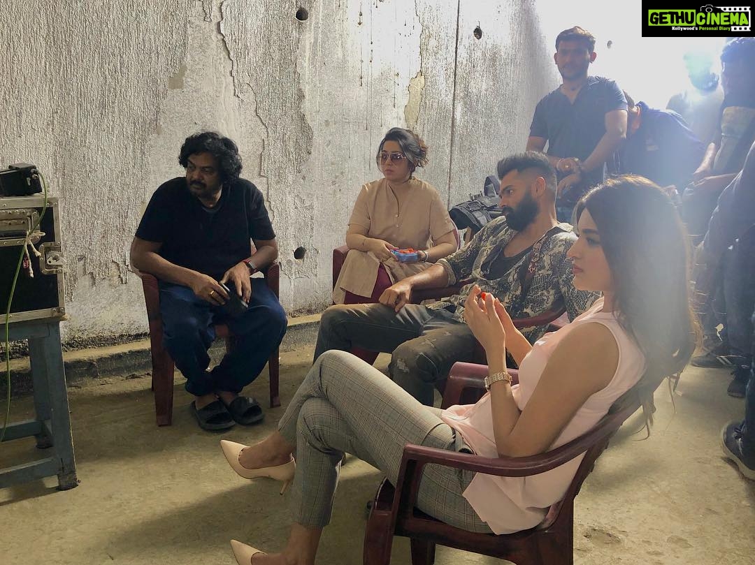 Charmy Kaur Instagram - Shuffling between both shooting locations 😁 #ismartshankar and #romantic 😍 #PCfilm #producer #entrepreneur @purijagannadh @puriconnects @ram_pothineni @nidhhiagerwal @anil.paduri Hyderabad