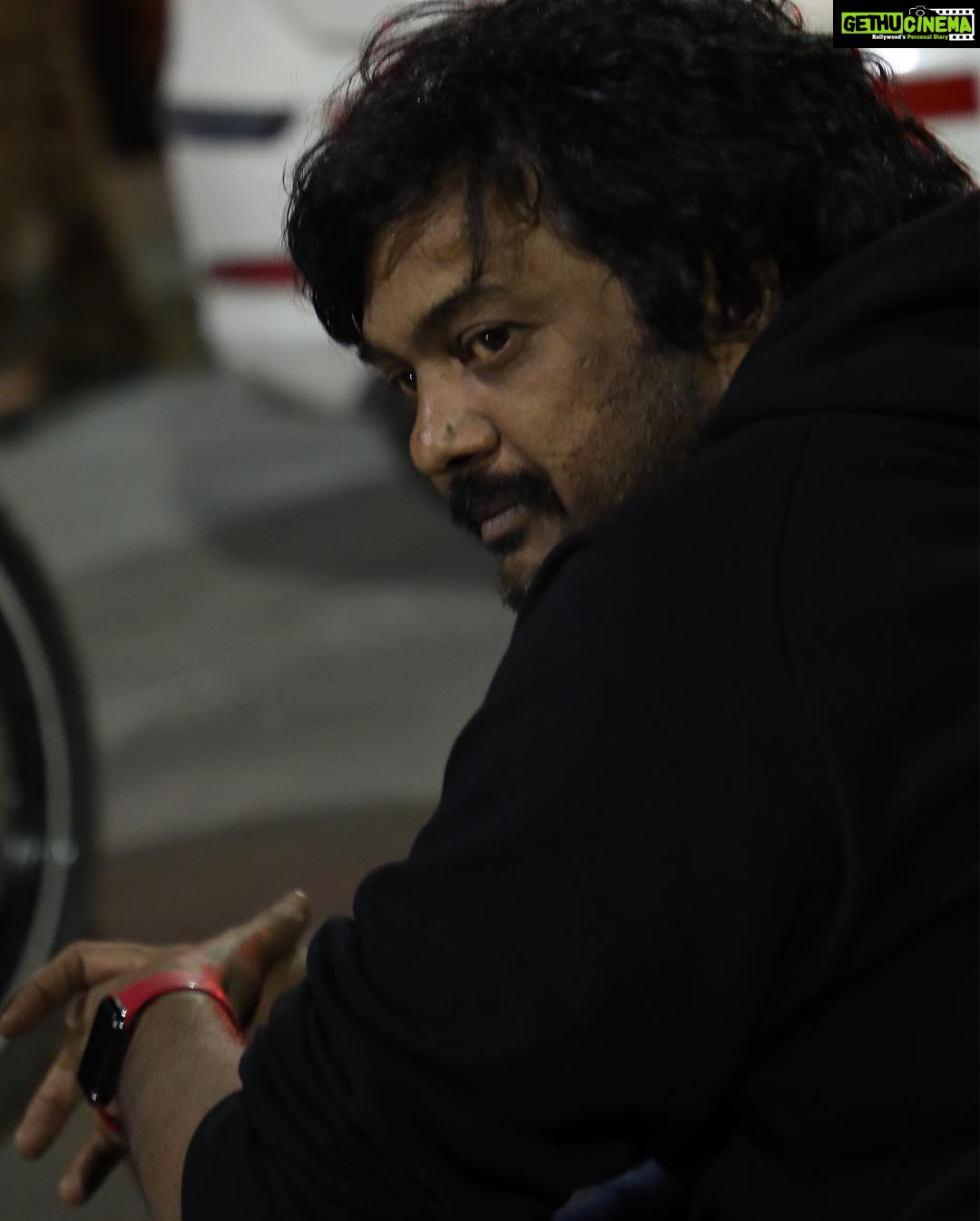 Charmy Kaur Instagram - Freezing 🥶 #nightshoot #ismartshankar #pcfilm @purijagannadh @ram_pothineni @puriconnects Hyderabad