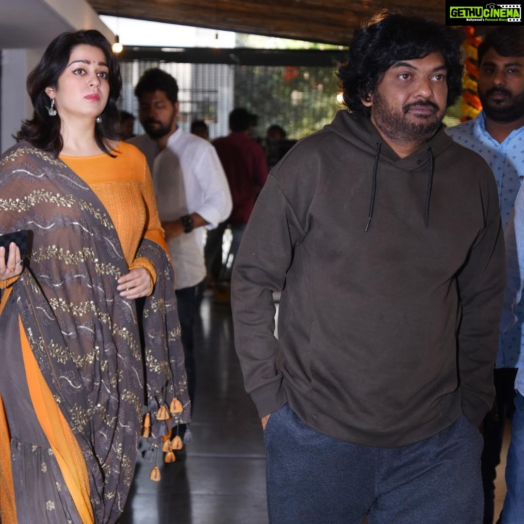 Charmy Kaur Instagram - To new beginnings #ismartshankar muhurutam.. 😍😍😍 @purijagannadh @ram_pothineni @puriconnects #PCfilm Puri Connects