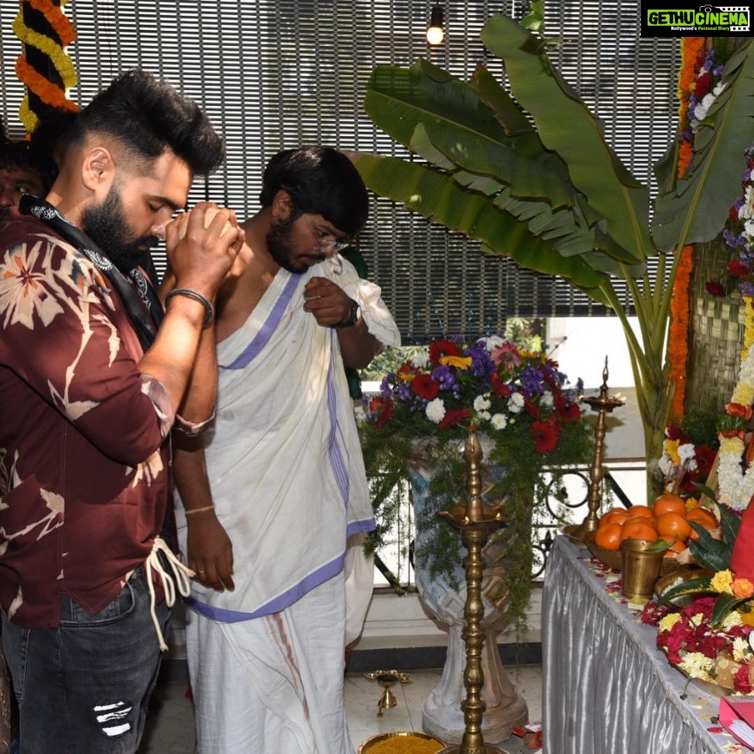 Charmy Kaur Instagram - To new beginnings #ismartshankar muhurutam.. 😍😍😍 @purijagannadh @ram_pothineni @puriconnects #PCfilm Puri Connects