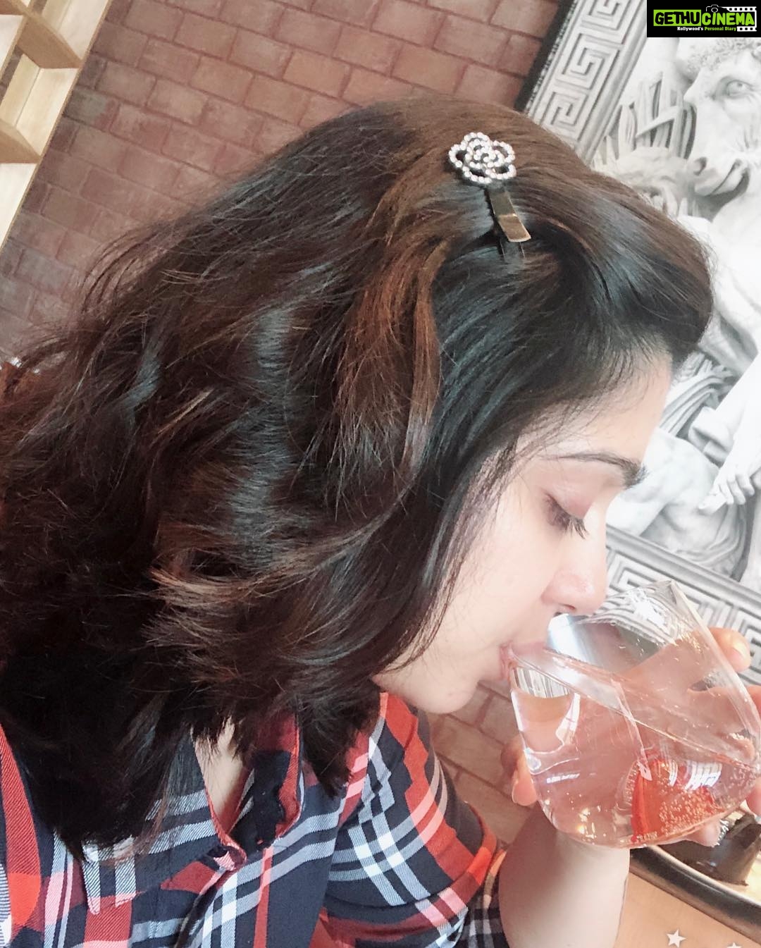 Charmy Kaur Instagram - #workmode #mondaymood @puriconnects #PC