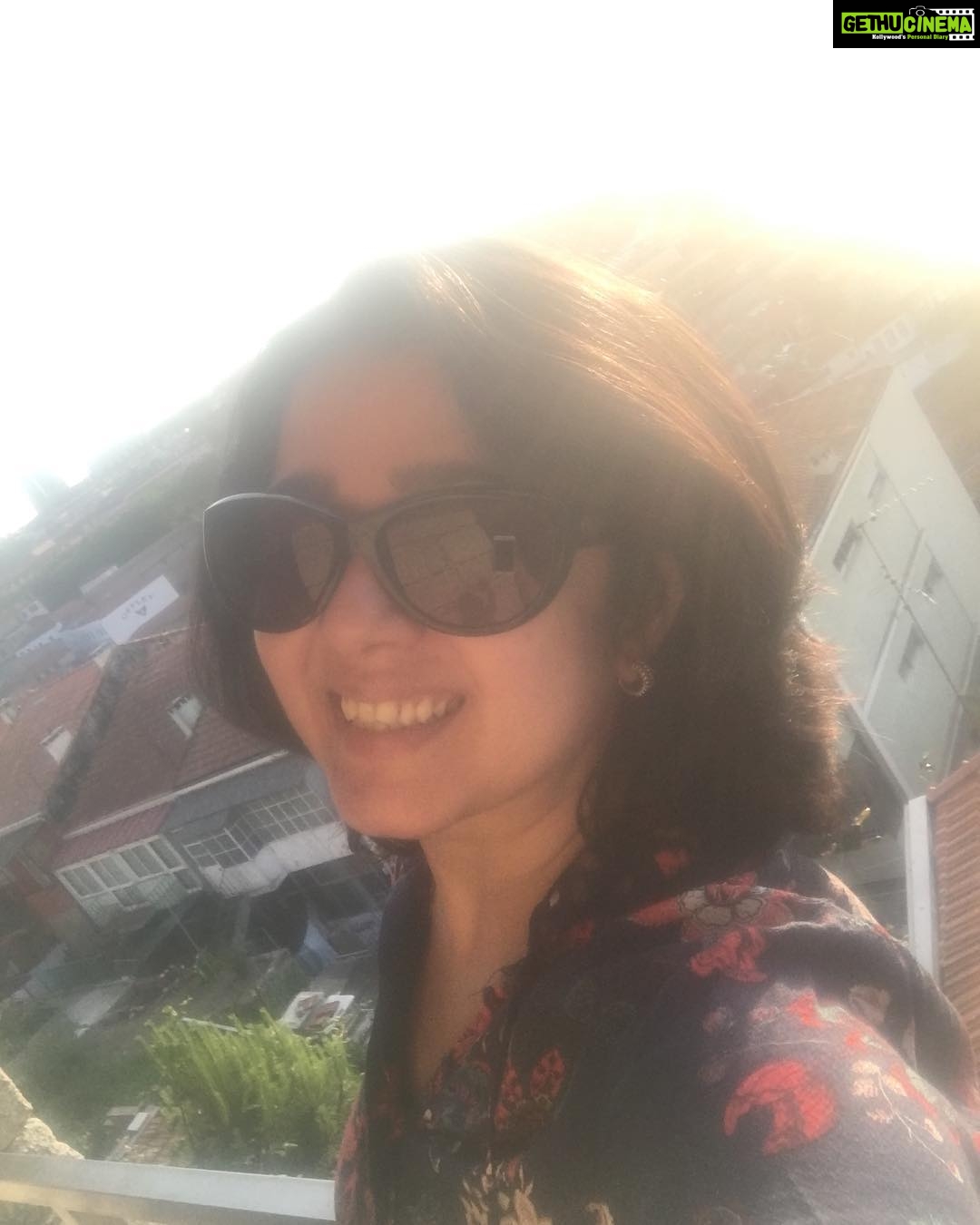 Charmy Kaur Instagram - Take only memories, leave only footprints.. Travel n travel 😍 my most fav chapter of life #throwback #europe #traveldairies