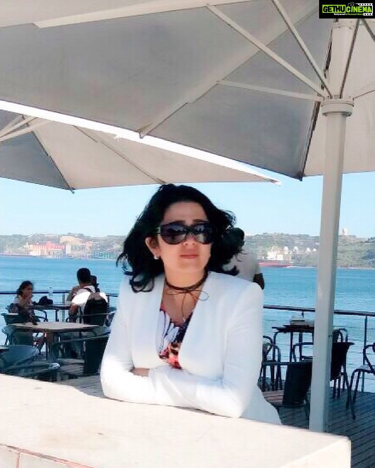 Charmy Kaur Instagram - Take only memories, leave only footprints.. Travel n travel 😍 my most fav chapter of life #throwback #europe #traveldairies