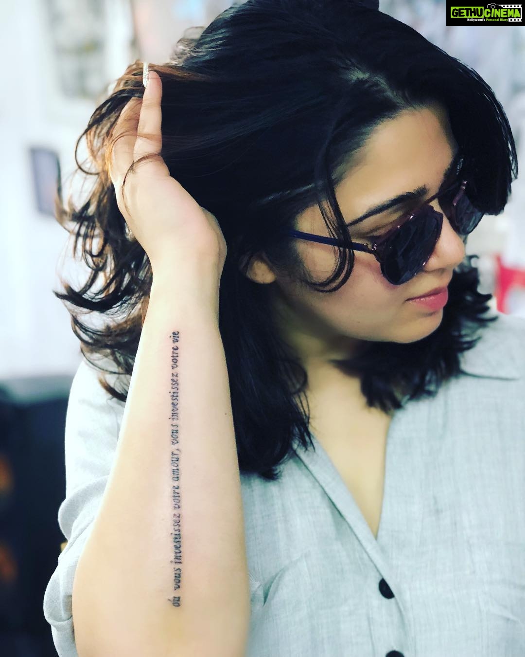 Charmy Kaur Instagram - In French it says “ where you invest your love , you invest your life “ ☺️ #newtattoo #tattoonumber4 #tattoo #addiction Hyderabad