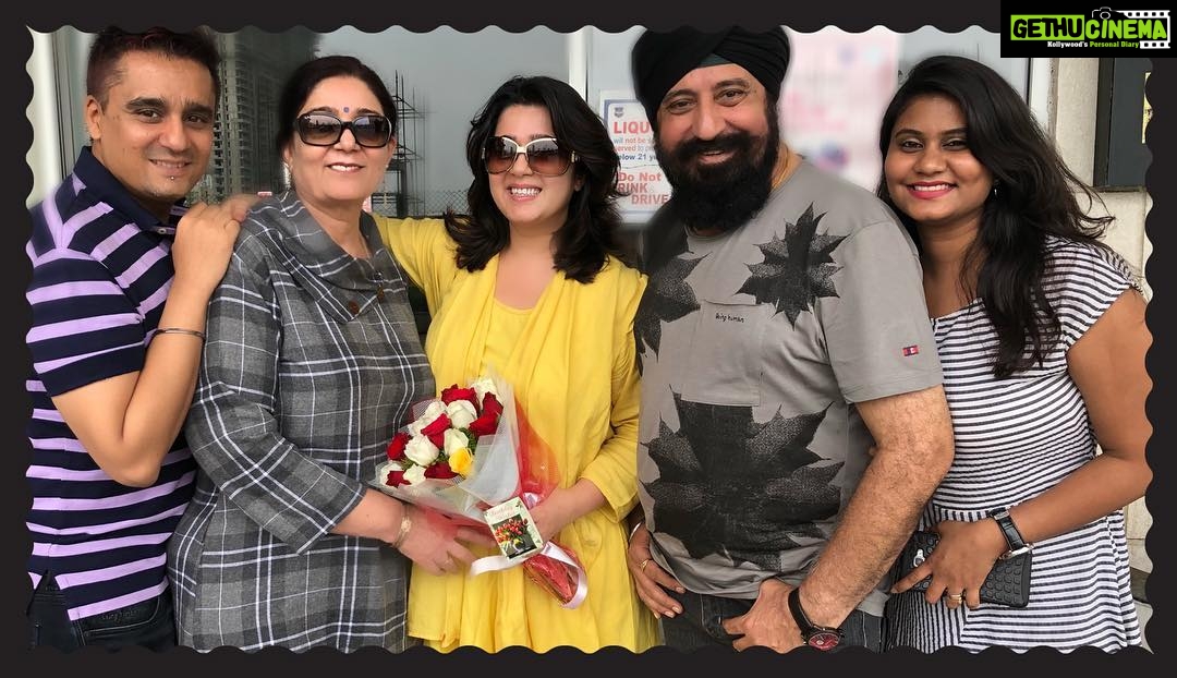 Charmy Kaur Instagram - #happybirthday #mommy mother india of all times 😜😜😜 #familygoals