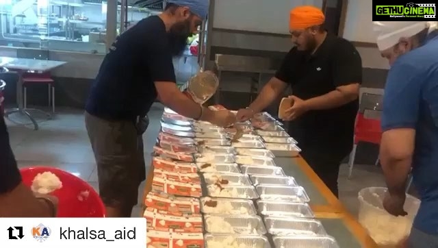 Charmy Kaur Instagram - #proud 🙏🏻🙏🏻👌🏻👌🏻 #Repost @khalsa_aid with @get_repost ・・・ Kerala Floods; Preparing Meals Our ( India) volunteers are working around the clock to prepare and serve nutritious hot meals to those affected by the floods. Yesterday we served 10,000 hot meals and today we are expecting to serve over 15,000 meals. Thank you for your support. To Donate : www.khalsaaid.org #KeralaFloods #Kerala #Seva #Langar #Humanity #DFID #Bbc #skynews #cnninternational #Cnn #KhalsaAid #SatbatDaBhalla