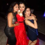 Charmy Kaur Instagram – #throwback #mentals #friendsforever❤️ @dudette583 @nikesha.patel missing u guys man .. 😘😘😘