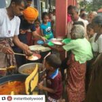 Charmy Kaur Instagram - Great job guys 👏🏻👏🏻👏🏻 #Repost @instantbollywood with @get_repost ・・・ @khalsa_aid is now serving hot meals to 8000 floods affected people in Kerala on daily basis. . . They are also taking on another camp where they will be serving a further 6000 people. . You can donate at : https://www.khalsaaid.org/donate . Every ruppee counts, lets help our people in Kerala. . #KeralaFloods #Kerala #KhalsaAid #PrayForKerala