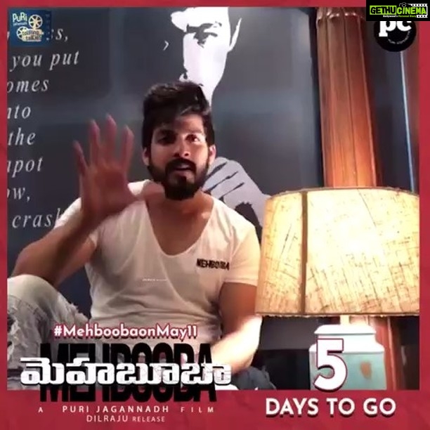 Charmy Kaur Instagram - Villian babu @iamvishureddy u r scaring meeeeeeeee 😁😁 #mehboobaonmay11th