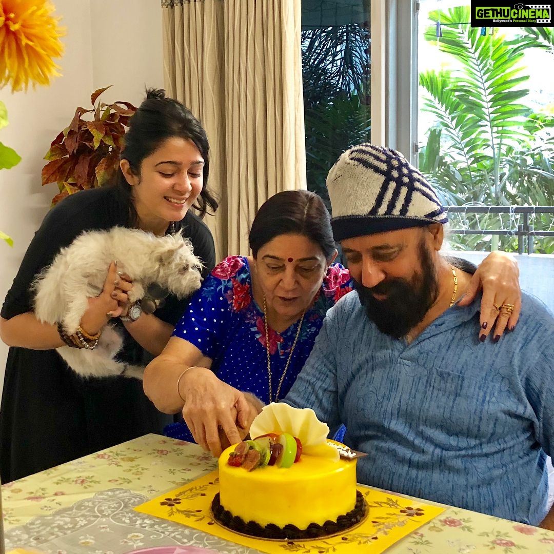 Charmy Kaur Instagram - #happyanniversary #momndad 36 years of marriage ππ they donβt manufacture these kinna products anymore πππππ love ya loads β€οΈβ€οΈβ€οΈ