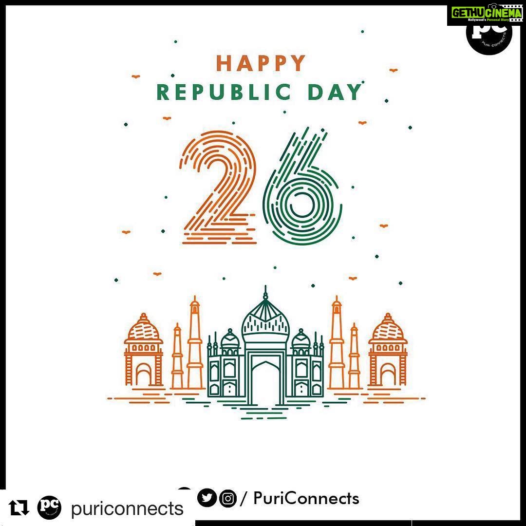 Charmy Kaur Instagram - #Repost @puriconnects with @get_repost ・・・ #HappyRepublicDay from #PC team Thanks a lot for supporting us n helping us grow amazingly in our business 💪🏻🇮🇳❤️ @purijagannadh @charmmekaur