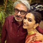 Charmy Kaur Instagram - ‪Haaaaats off to these 2 🙏🏻🙏🏻🙏🏻 success is the best revenge 👌🏻 .. I don’t think if it was not these two , anyone else wud hv fought sooo amazingly... #respect 🙏🏻 @deepikapadukone ‪#sanjayleelabansali #Padmaavat ‬ ‪Pride of india 💪🏻 ‬