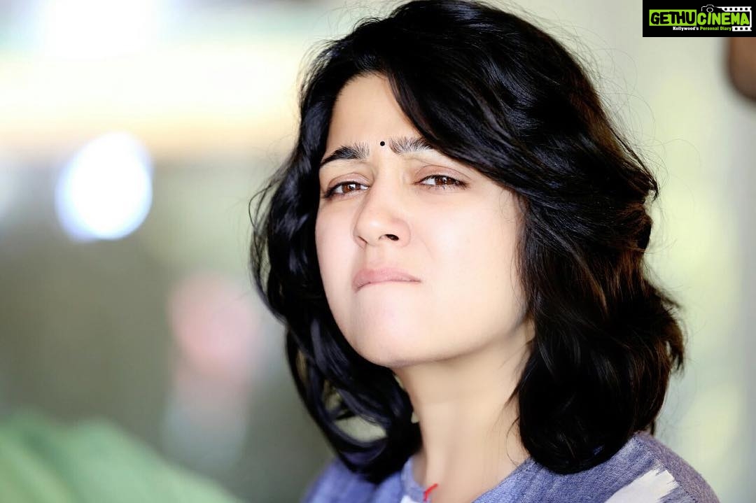 Charmy Kaur Instagram - Wats in my mind ??? 😂 #candid #duringshoot #mehbooba #PCfilm @purijagannadh @thefilmmehbooba