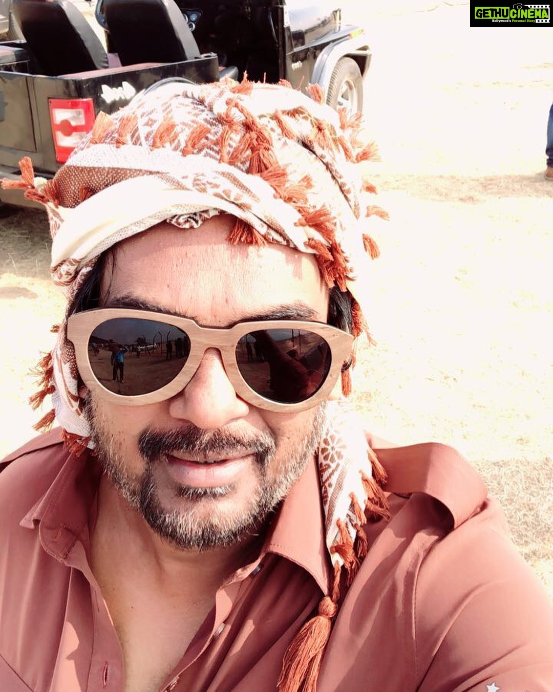 Charmy Kaur Instagram - @purijagannadh steals a look from #Mehbooba π n carries it with so much ease πππ» #styling #goals #director #goodlooks #PCfilm β€οΈ @puriconnects @thefilmmehbooba @actorakashpuri @vishu___reddy @vishnu_sarma @jonnytheanimator @iamnehashetty @sandychow44