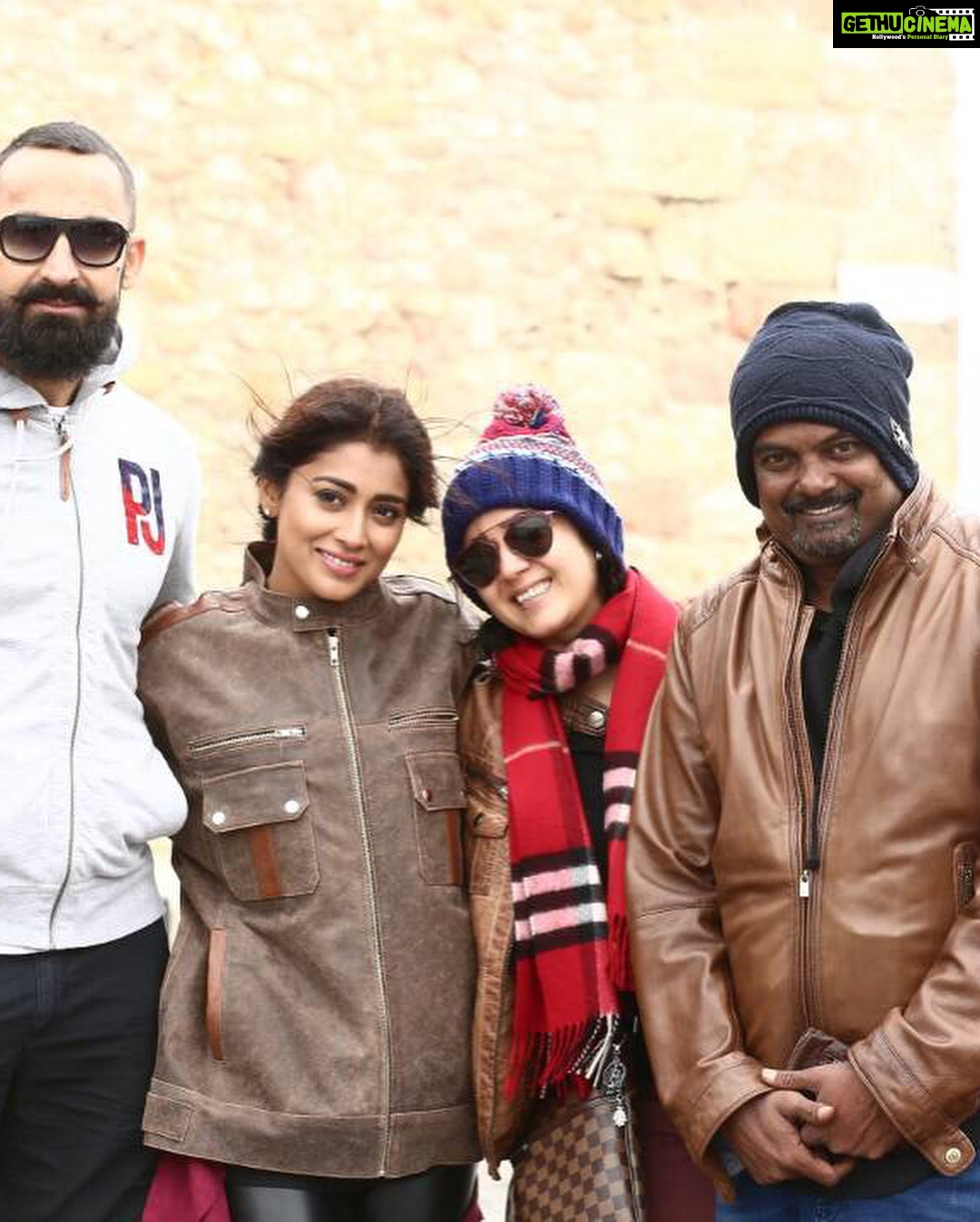 Charmy Kaur Instagram - #victory πͺπ» #blockbuster reports from everywhere ππ»thank u each n everyone for making this happen ππ»ππ»ππ» hard work pays ππ» #nbk101fever #paisavasool @purijagannadh @puriconnects @bhavyacreations @musskansethi9 @kyradutt @anuprubensmusic @shriya_saran1109 @vikramjeetvirk #PCrocks πͺπ»