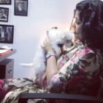 Charmy Kaur Instagram - Post work luv 😍 " Item Gemme kicchhii " 😘 N he has all the patience in the world to take my kisses ka torture 😂😂😂 😘😘😘 #mybaby #puppylove #item