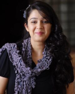 Charmy Kaur Instagram - Long hair baby face days 😛😂 10 years ago 🙈 😂 #majorthrowback 😂😂😂