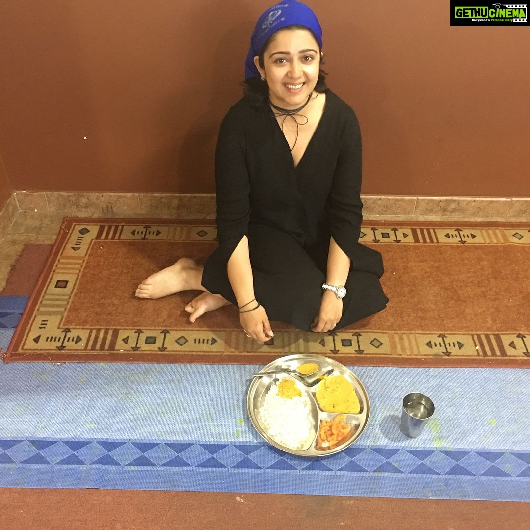 Charmy Kaur Instagram - Had to opportunity to visit #Gurudwara in #lisbon #portugal🇵🇹 .. beautifully maintained n yummy #langar .. #feelingood 😇