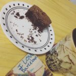 Charmy Kaur Instagram – N when u eat half of the brownie while explaining ur talent ‘HOW TO LOOSE WEIGHT ‘ 🙈😂😈
#puriconnects @puriconnects