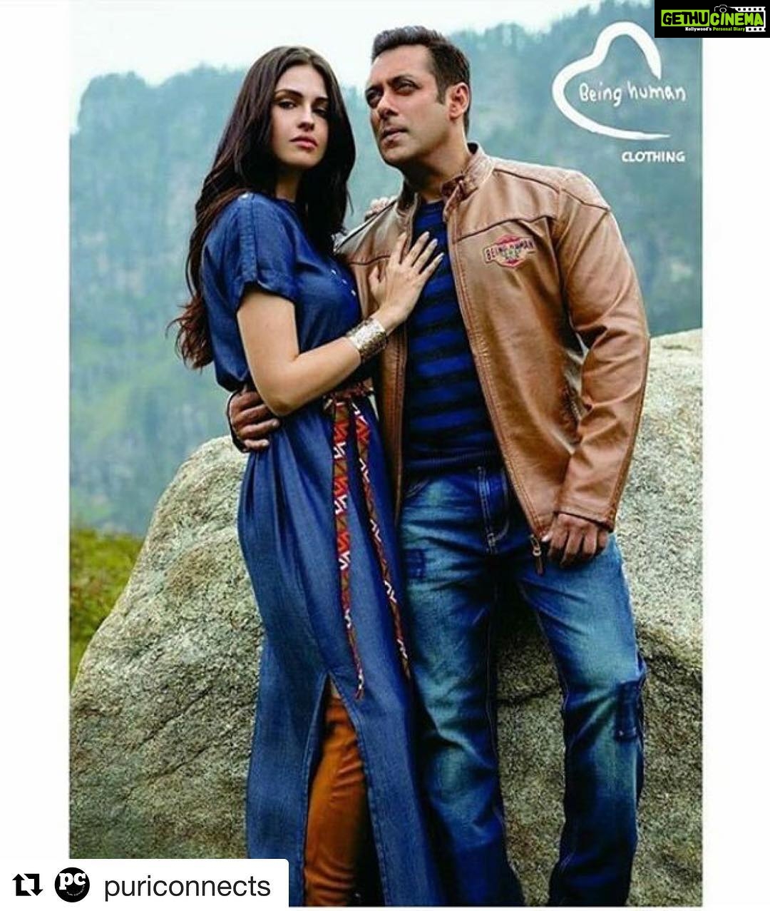 Charmy Kaur Instagram - 😁😍 #Repost @puriconnects with @repostapp ・・・ Our gorgeous & glorious girl @im.simona with Super Star @beingsalmankhan for #BeingHuman #PCgirl #PuriConnects's talent! #Proud 😊👌🏻💪🏻💪🏻