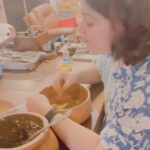 Charmy Kaur Instagram - Pls note , soo much food was not consumed by me .. I was just acting for the video shoot 😛 Story screenplay direction @jiten129 Camera and edit @chaitanya__nayak 🤪🤪🤪🤪🤪🤪🤪