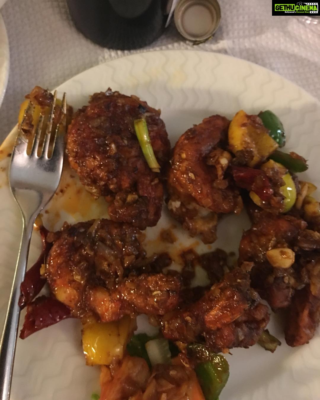 Charmy Kaur Instagram - Finally vizak special #tigerprawn 😋😋😋