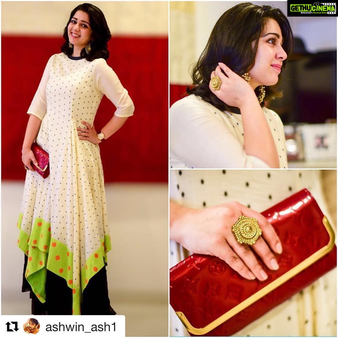 Charmy Kaur Instagram - #Repost @ashwin_ash1 with @repostapp ・・・ @charmmekaur looks stunningly beautiful in Debashri samantha #jamdani available only at @storeanonym for #cbl press meet #lv assisted by @shivani.vanka pics - @bhargava_iyer