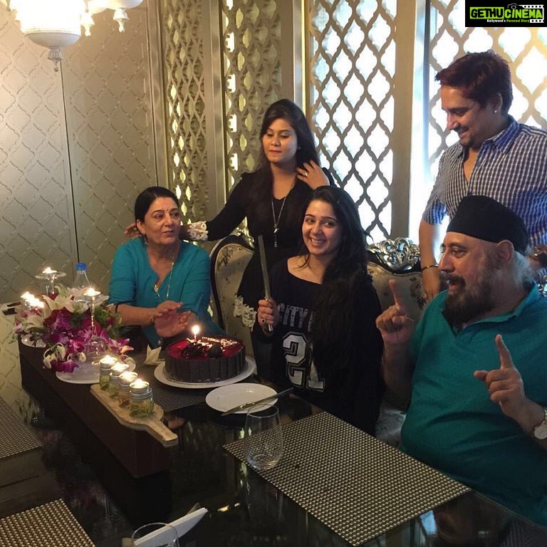 Charmy Kaur Instagram - 💃💃💃 luv u all sooooo much 😘😘😘 #HappyBirthdayCharmme