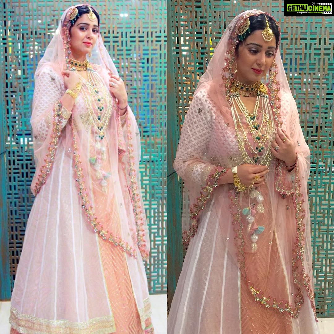 Charmy Kaur Instagram - #lastnight #costumeparty #healachild Me Mastaani ❤️ #ArchitaNarayanam #kiarajewellary by my new fav @geetikachadhaofficial