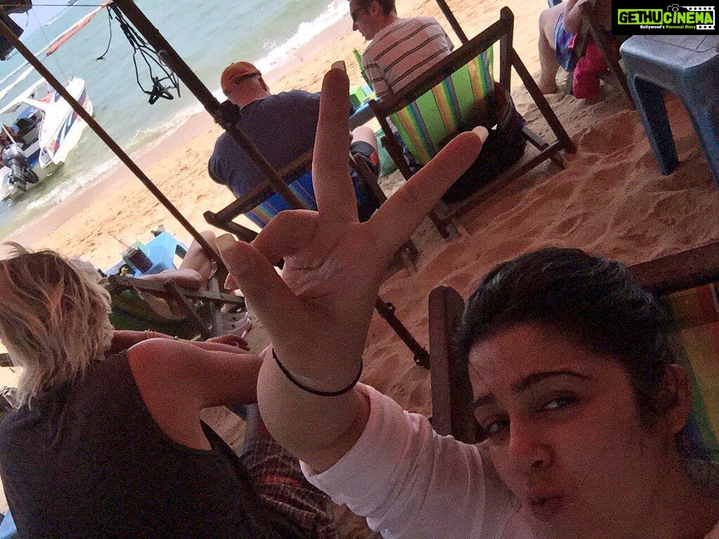 Charmy Kaur Instagram - Beach babbyyyyy .. #holiday 😛😛😛