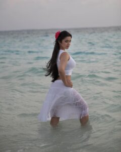 Charmy Kaur Instagram - Just like tat 😊
