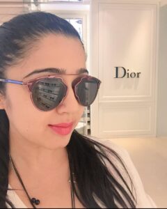 Charmy Kaur Instagram - Leaving the house on 17% battery is my idea of living on the edge. 😉😉