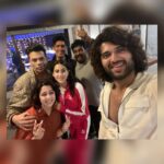 Charmy Kaur Instagram - When ART brings ARTISTS together , this is what it looks like 🤗💕❤️😍 @thedeverakonda @karanjohar @saraalikhan95 @manishmalhotra05 #purijagannadh 🤩 @puriconnects #ADDAA #mumbai #PC