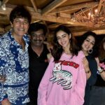 Charmy Kaur Instagram – Beautiful evening with gorgeous people at most beautiful home 😍 
Was Much required before we kick start our crazy schedule from tomorrow 💪🏻
Thanks @chunkypanday @bhavanapandey @ananyapanday for being super amazing host ❤️
#LIGER 💪🏻