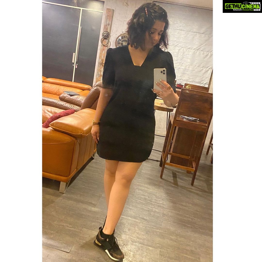 Charmy Kaur Instagram - Your only limit is YOU !! #mirrorselfie 😝😝