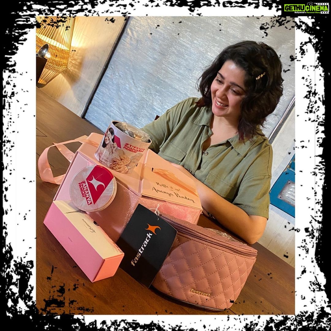 Charmy Kaur Instagram - Diwali has begun 🤗 Thanks @ananyapanday for such cool gifts from @fastrackworld 🥰🥰 Beautiful stuff 🤗 #diwali2020
