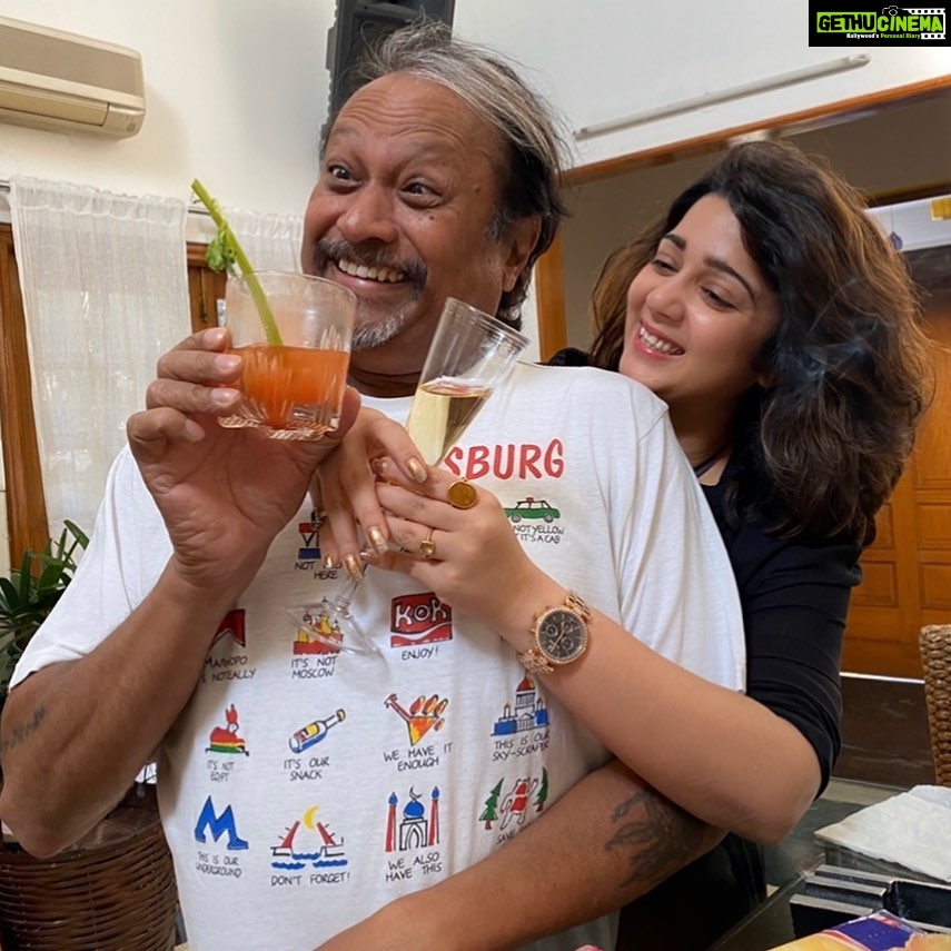 Charmy Kaur Instagram - Happpppiest birthday jaayaaaaaaaant @jayanthparanji ππ Miss u man , canβt wait to party again with u guys soon π₯³π₯π» #friendsforever π