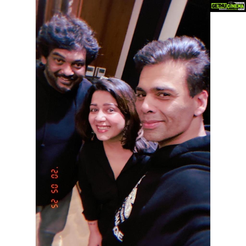 Charmy Kaur Instagram - Happpppppiest Bday @karanjohar πππ U make business collaborations also so much fun πππ Never a dull moment when u r around π€©ππ₯° Party baaki hain π Lots of love π πβ£οΈ #hbdkaranjohar