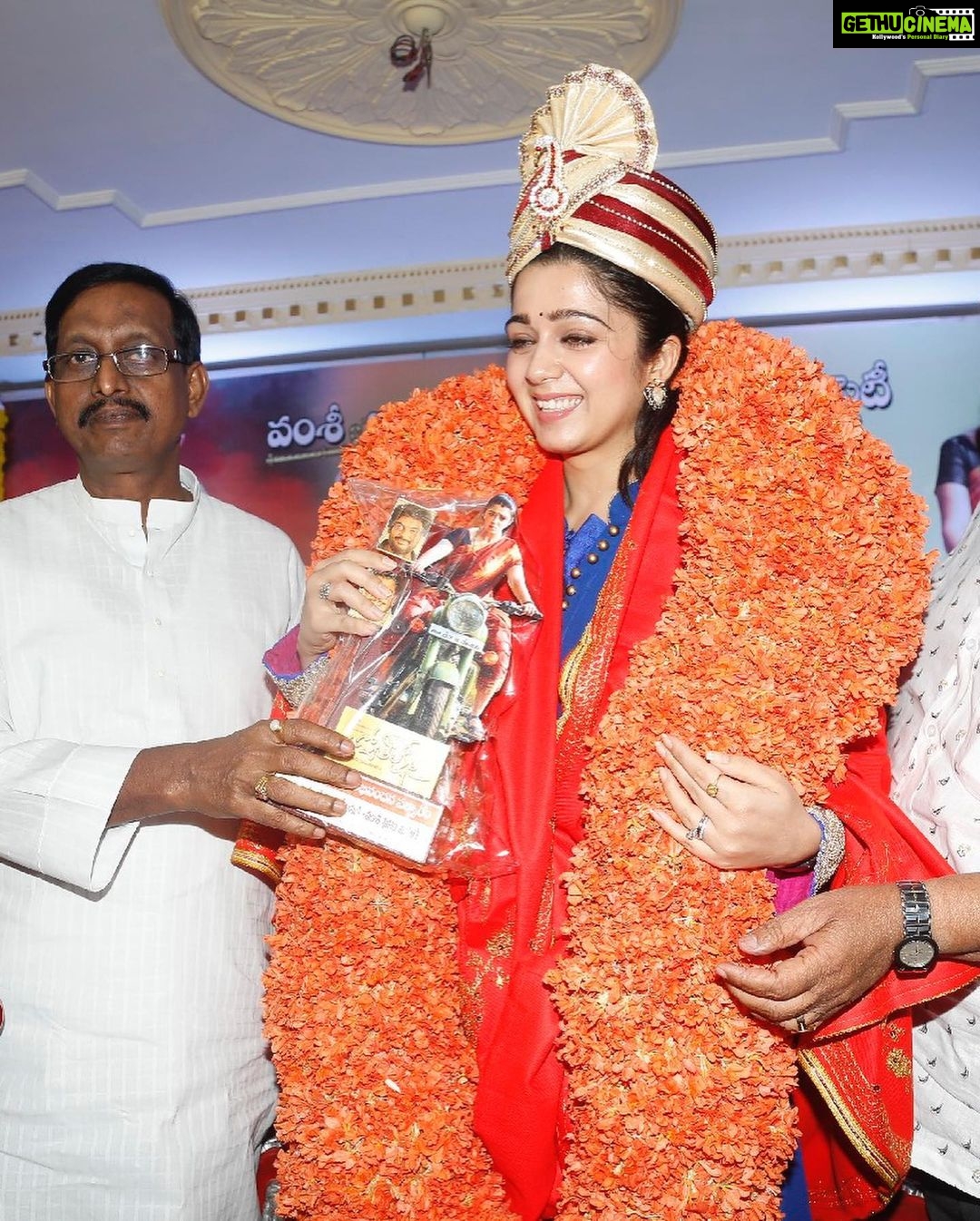 Charmy Kaur Instagram - Also thanks to Mangala Gowri garu to write a book on our film #jyotilakshmi n our support towards women empowerment #throwback #memories #5yearsofjyotilakshmi @purijagannadh @puriconnects #PCfilm ❣️