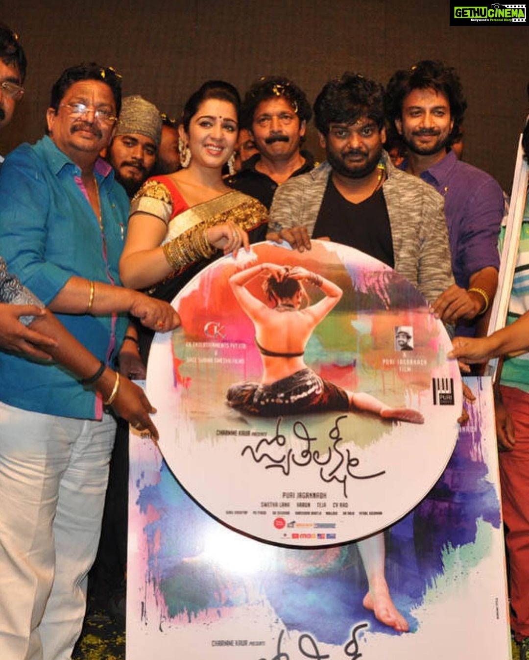 Charmy Kaur Instagram - Also thanks to Mangala Gowri garu to write a book on our film #jyotilakshmi n our support towards women empowerment #throwback #memories #5yearsofjyotilakshmi @purijagannadh @puriconnects #PCfilm ❣️