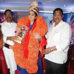 Charmy Kaur Instagram - Also thanks to Mangala Gowri garu to write a book on our film #jyotilakshmi n our support towards women empowerment #throwback #memories #5yearsofjyotilakshmi @purijagannadh @puriconnects #PCfilm ❣️