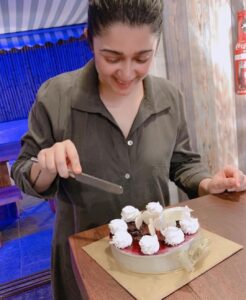 Charmy Kaur Instagram - I m having a faaantaaaastic time celebrating this birthday..
Soooo many msgs , post , calls n video calls .. keep it coming , I looooove it all 😘😘 n can’t thank u guys enough for soooo much love .. day is still long 😉
#happybirthdaytome 😝 #lockdownbirthday