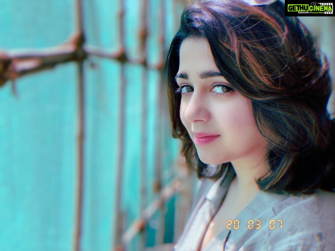 Charmy Kaur Instagram - She is that kinna devil even angels fall in love 😉 #weekend 🥳 Mumbai, Maharashtra
