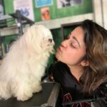 Charmy Kaur Instagram - Nautanki girls 😂 Me n sexy 😂😁😁 #pets #loveofmylife ❣️ Amchi Mumbai