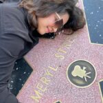 Charmy Kaur Instagram - I touched her , I felt her , Was soo emotional seeing her ❤️ My love forever #merylstreep ❤️ #WalkOfFame #hollywood #LA u got my heart ❤️