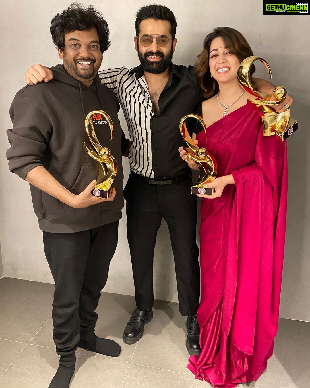 Charmy Kaur Instagram - Best sensational director @purijagannadh 💖 Best sensational actor @ram_pothineni 😘 Best producer ME ME ME 😍 Best sensational movie US US US 😜 Best music #manisharma 😁 #ismartShankar bags 5 awards 🤩 Thanks @zee5telugu 💃🏼