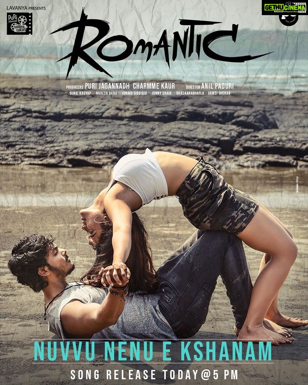 Charmy Kaur Instagram - Surprise guys 😁😁 Our very own @purijagannadh pens lyrics for #NuvvuNenuEkshanam song which is releasing today at 5 pm 😍 #Romantic Starring @actorakashpuri & @ketikasharma Music #SunilKasyap Directed by @anil.paduri A @purijagannadh @charmmekaur Production 💕 @puriconnects #PCfilm