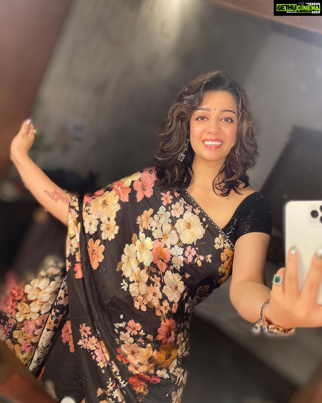 Charmy Kaur Instagram - LIMITED EDITION 💋 Find it on my body n send back 🤓 #weekendvibes