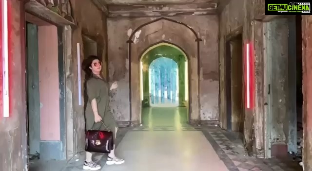 Charmy Kaur Instagram - Ha ha haaaa .. love this edit 😜 Could not resist from posting it 😁😁😁🙈🙈🙈 . . . #romantic #PCfilm 😍